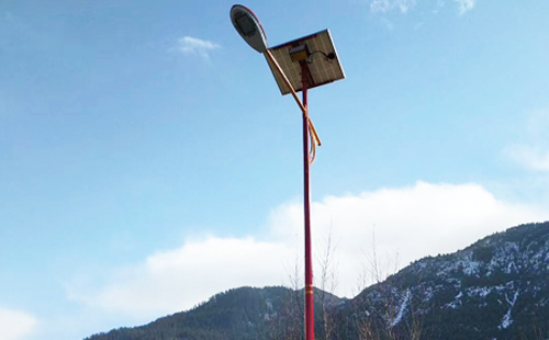 如何选择高质量的达孜太阳能路灯材料：全方位指南