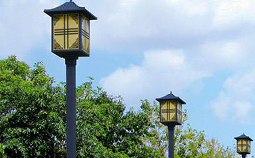 达孜庭院灯安装间距与布灯设计全解析